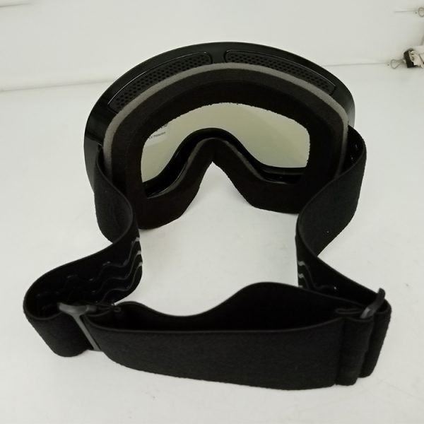 Custom UV 400 anti fog photochromatic ski goggles - Image 2