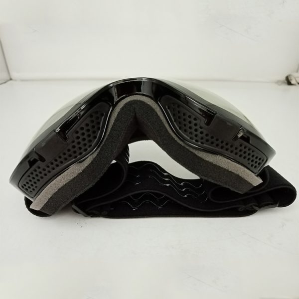 Custom UV 400 anti fog photochromatic ski goggles - Image 3