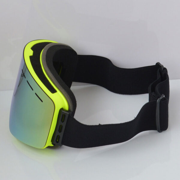 Magnetic lens snow goggles cylindrical customizable - Image 3